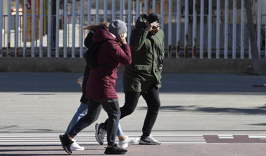 Imagen del artículo Avisos naranja por vientos y fenómenos costeros en Cádiz y Almería